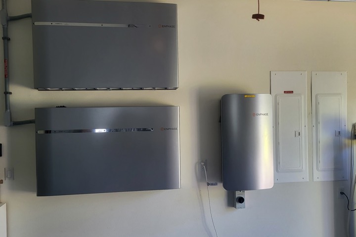 Enphase home battery backup system installation